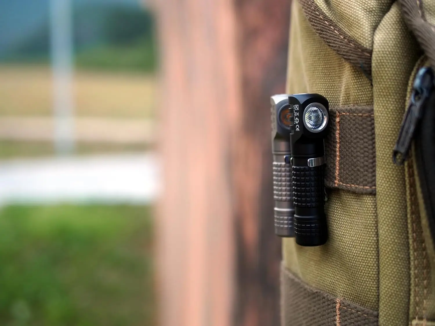 Manker E02III エブリデイキャリー懐中電灯、US - Edc Carry Flashlight のレビューと価格